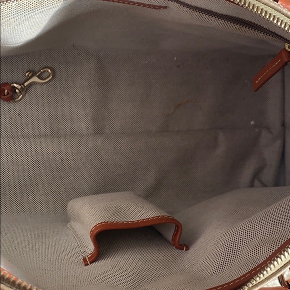 Dooney & Bourke - Picture 5 of 5